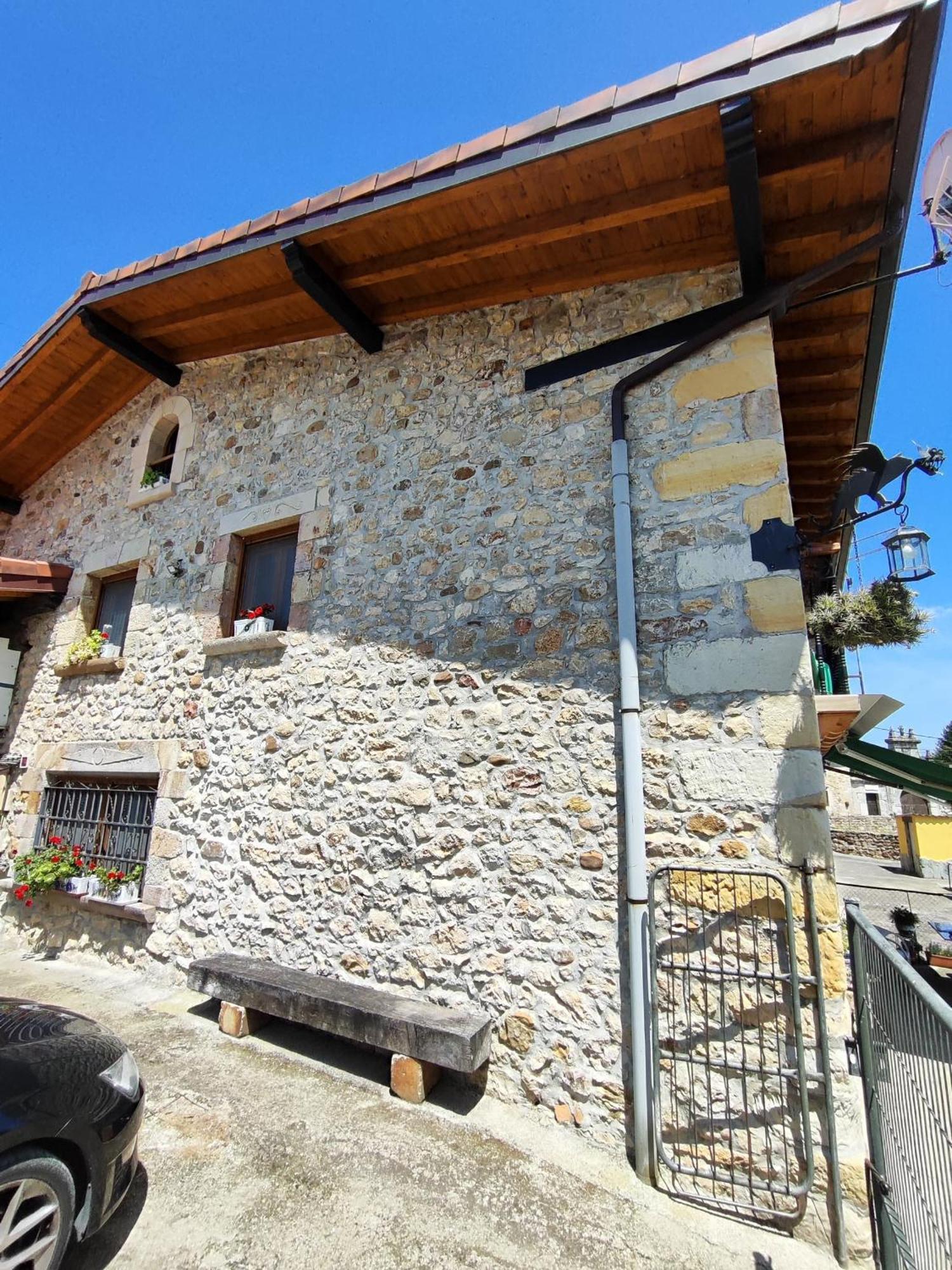 Pension Los Pasiegos Reocín Exterior foto